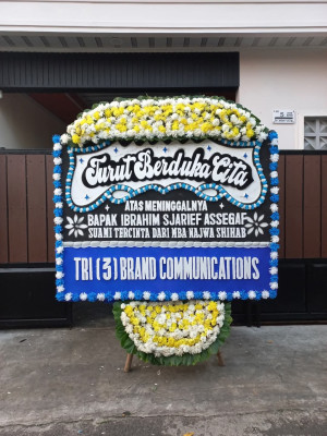 Papan Bunga Duka di Ngupasan